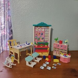 Vintage, 2000 Barbie Learn And Play Center. In Very Good Condition.